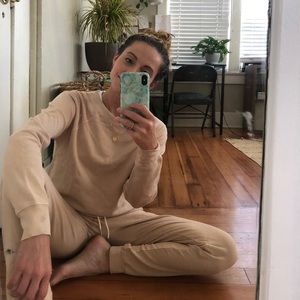 MATE The Label Classic Jogger + Vintage Crew Neck Pullover in Latte size Small